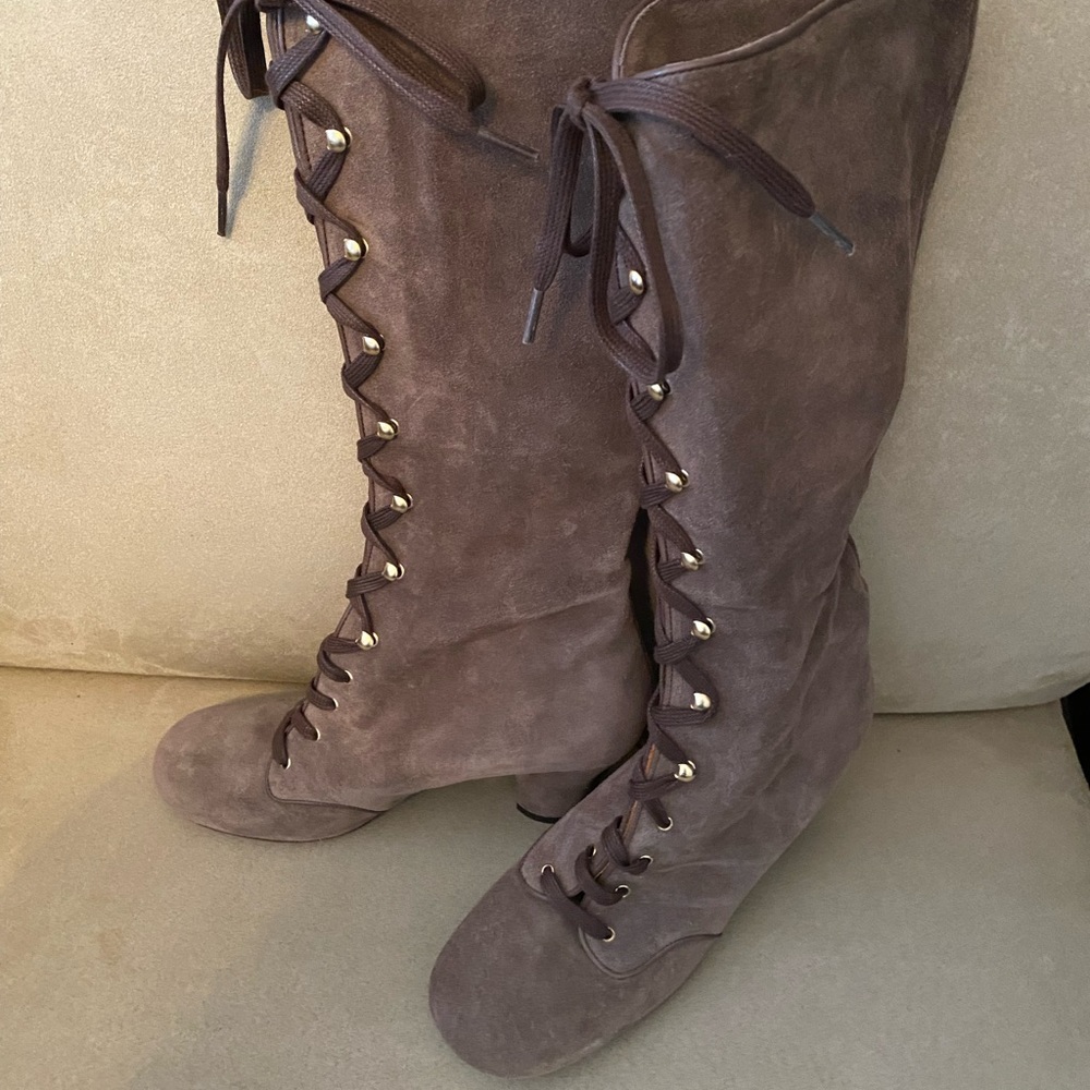 CHIE vintage suede boots. - Picture 5 of 11